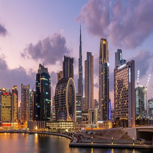 دبي للعطلات: واحة من الفخامة والمغامرة والحداثة